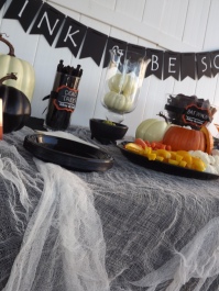 Spooky table covering | Halloween Cocktail Party by LKD events
